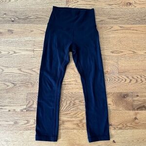 Lululemon Wunder Under Crop 21" Hi-Rise (Size 2)